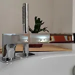 La Chianca Jacuzzi & Stone - Cozy - كونفيرسانو